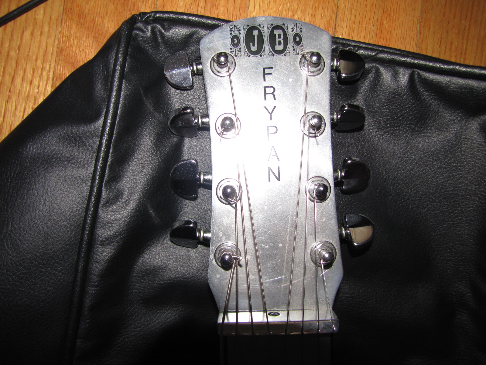 Jerry Byrd Frypan Steel Guitar